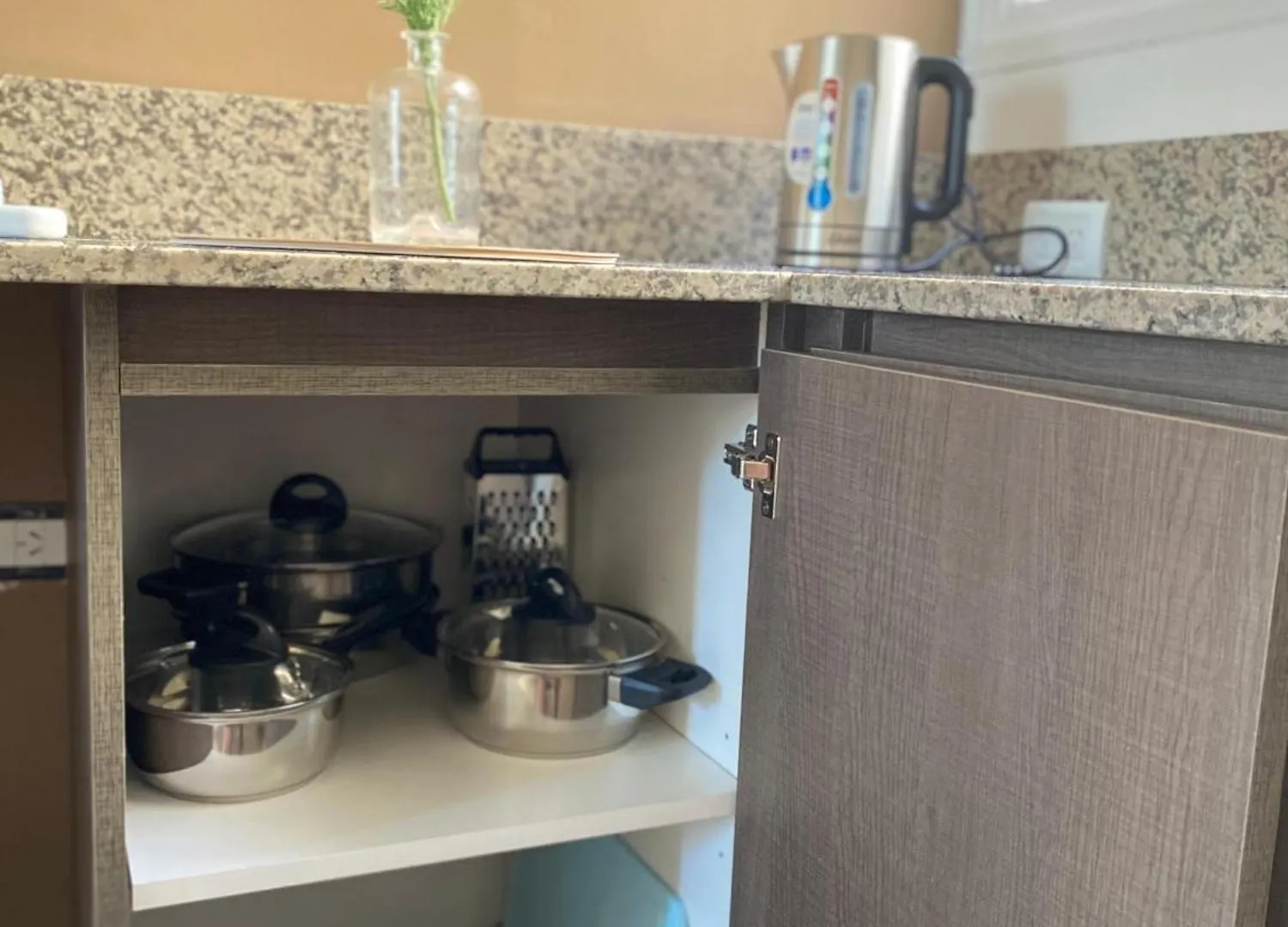 Appartement Amplio, Moderno, Centro, Cochera - 2 Parejas O Mas -6 Px Mendoza